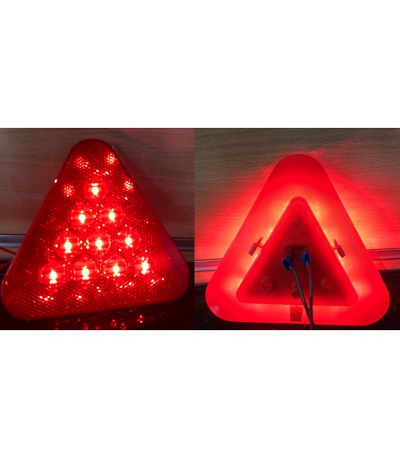 TRIANGULO REMOLQUES LEDS